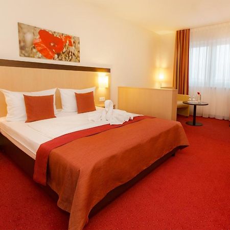 Montana-Hotel Ellwangen Exterior photo