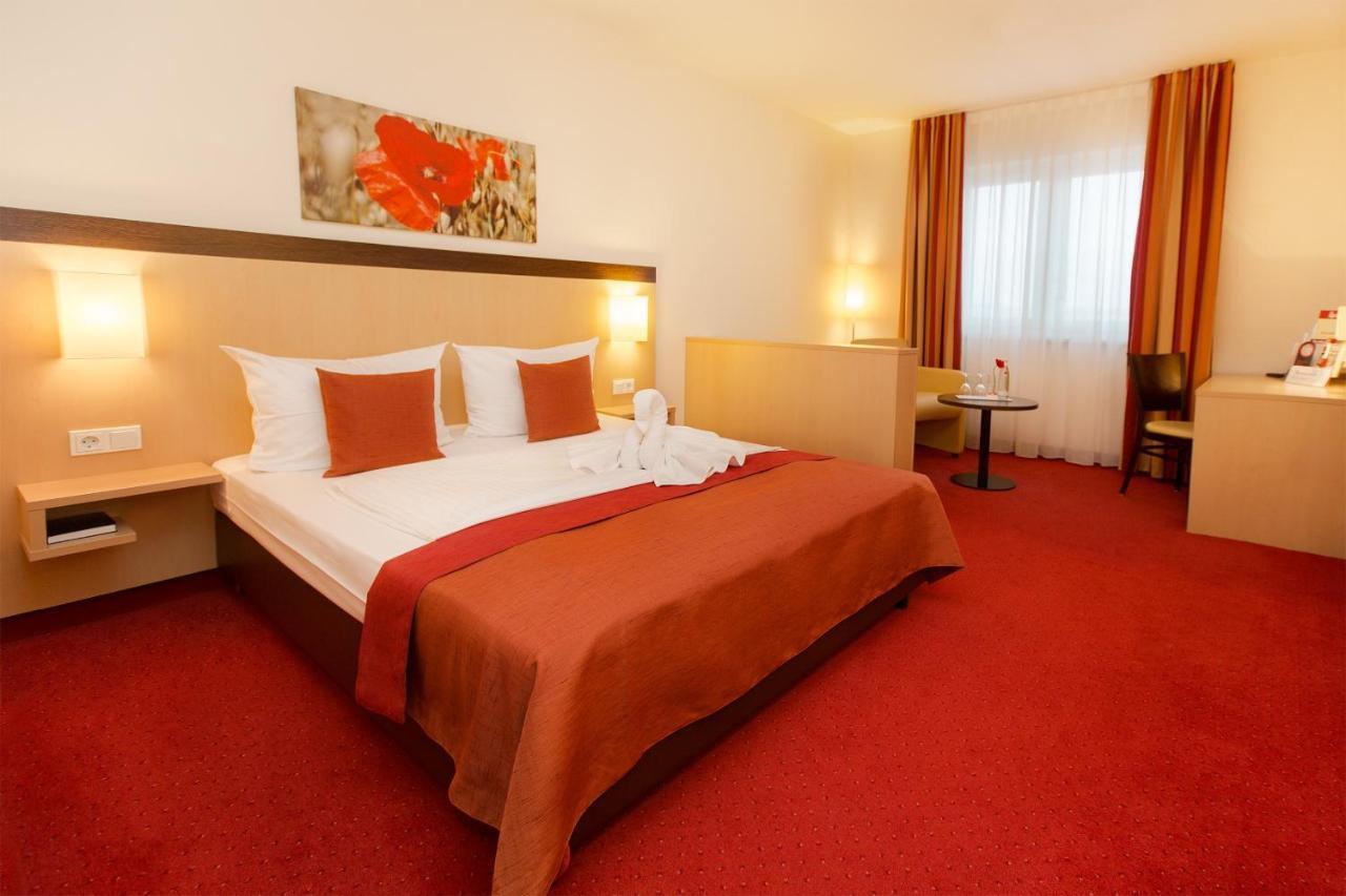 Montana-Hotel Ellwangen Exterior photo